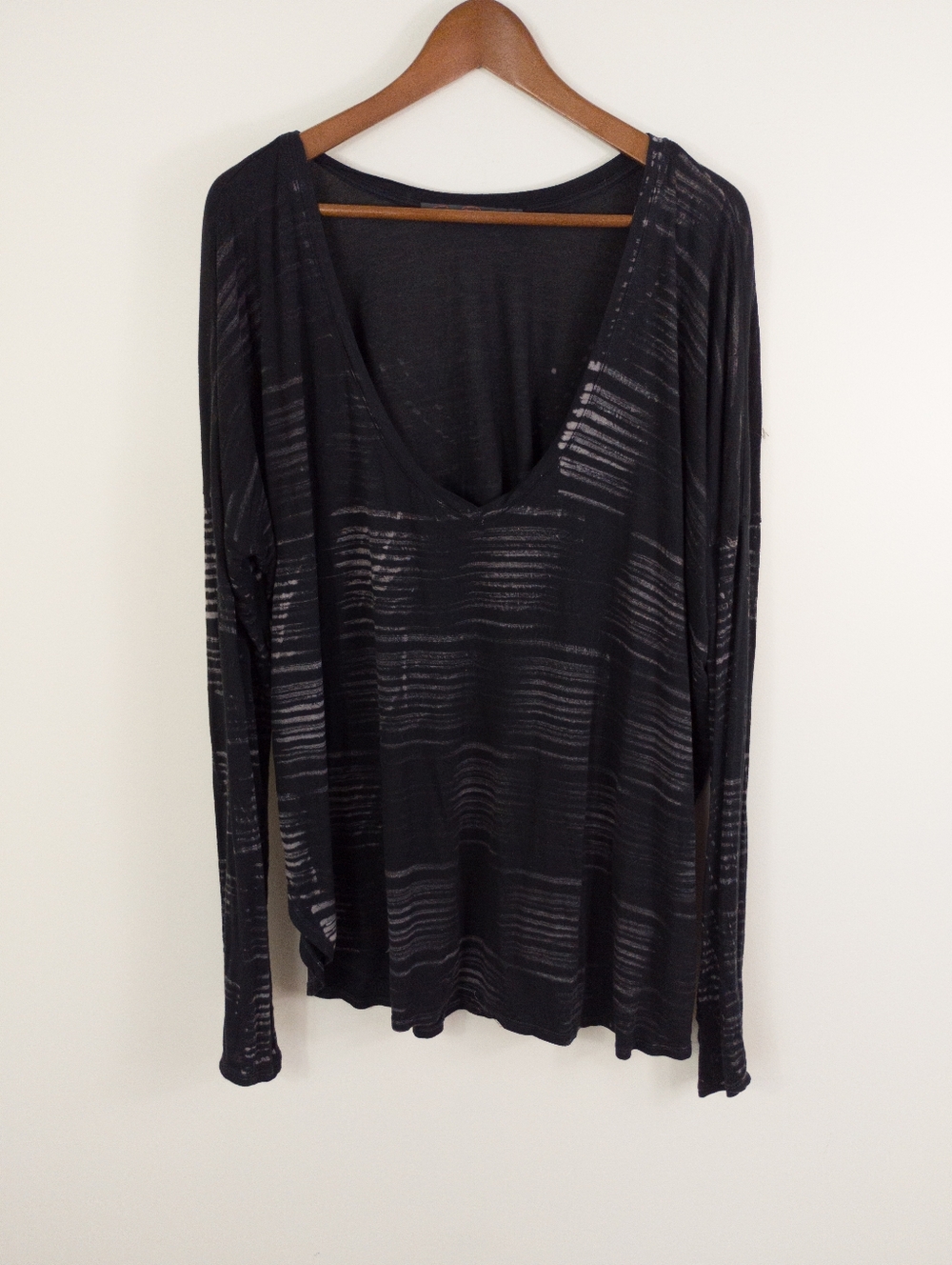 Feel The Piece Terre Jacobs Black Burnout Stripe Slouchy V Neck Top OS